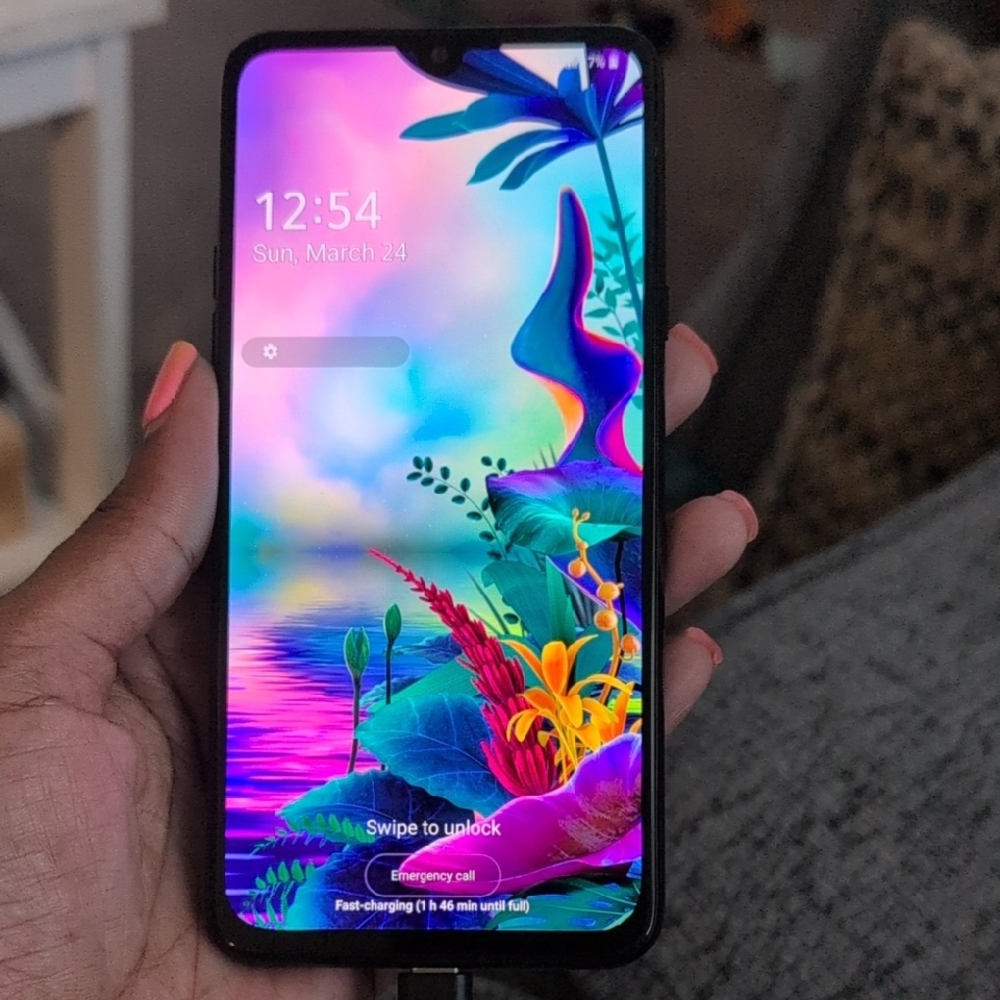 LG Smartphone with Vivid Display